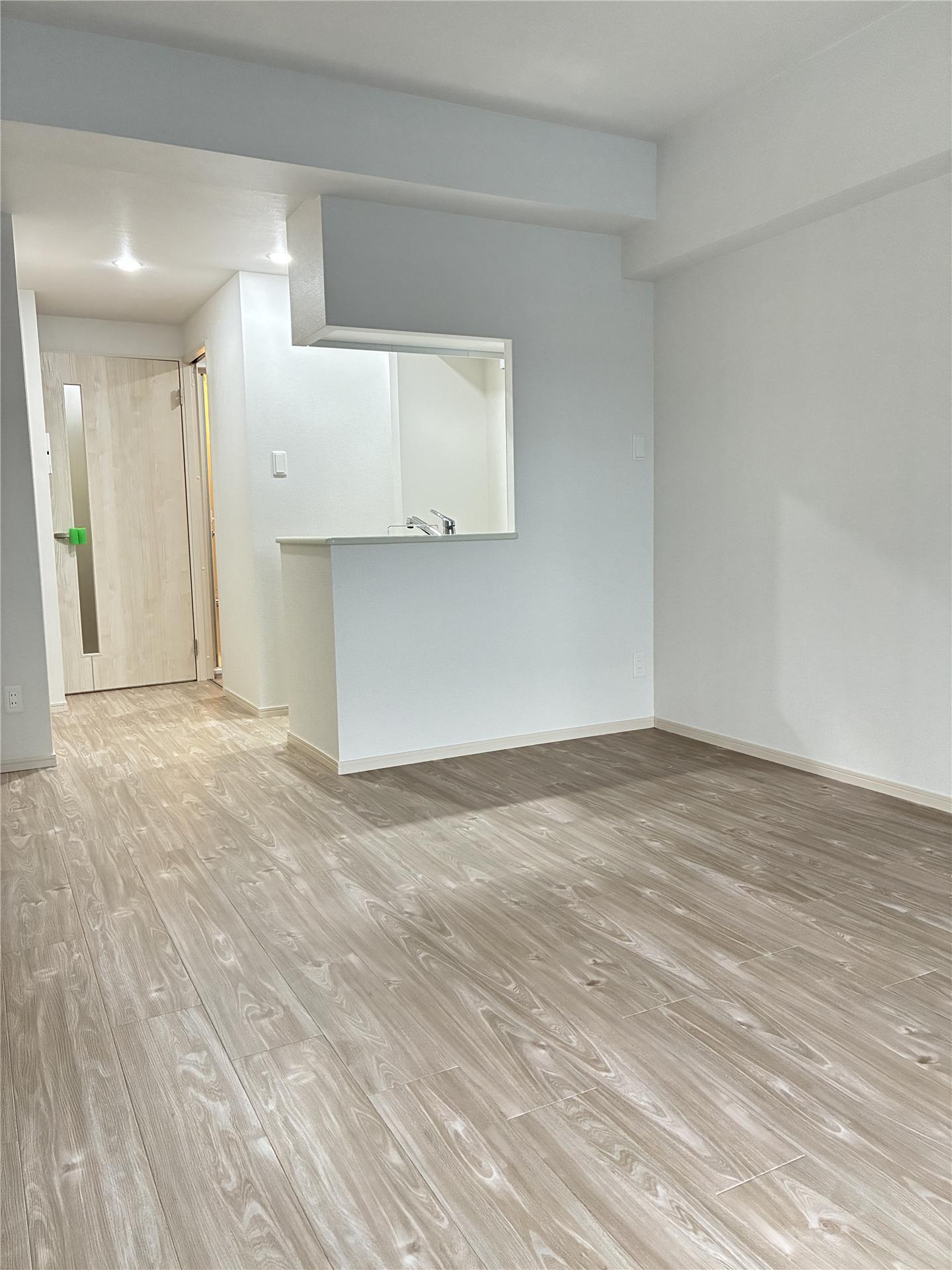 居室・リビング　※同タイプ（同間取り）のモデルルーム写真です