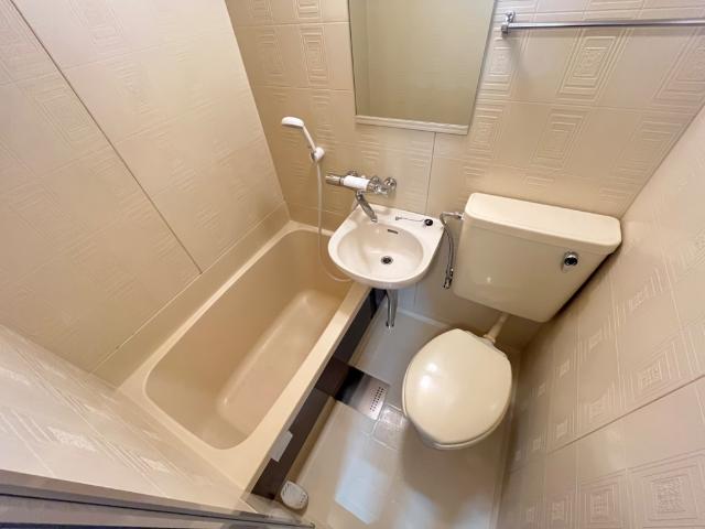 バス・シャワールーム　バス