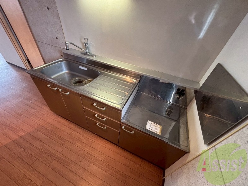 キッチン　キッチンはスペースも広々していて使いやすそうですよ！