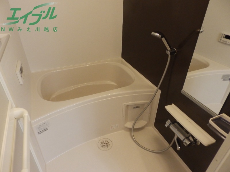 バス・シャワールーム　同物件別室反転タイプ画像