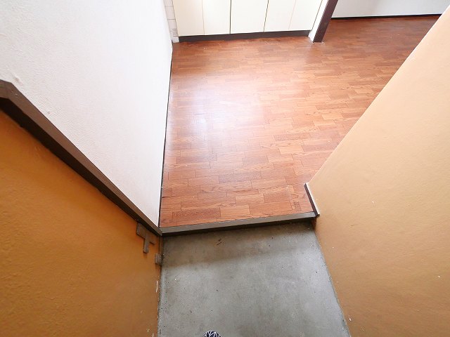 玄関　落ち着いた玄関です