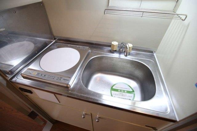 キッチン　室内洗濯置場