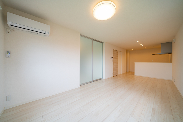 居室・リビング　対面式キッチン完備の開放感のあるＬＤＫ♪