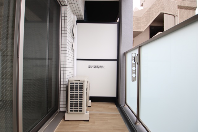 バルコニー　同タイプの参考写真です