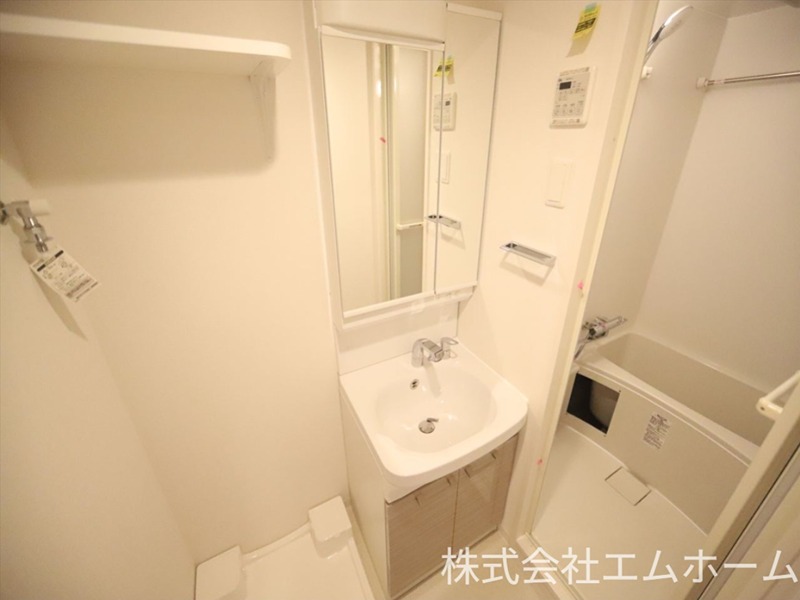 洗面設備　脱衣所　独立洗面化粧台