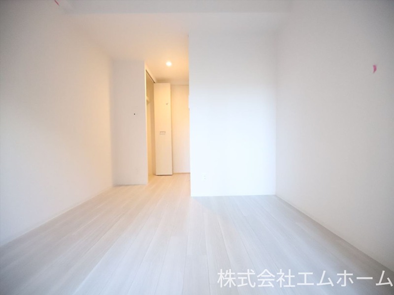 その他部屋・スペース　洋室6.4帖　クローゼット付（収納充実）