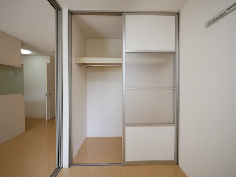 収納　クローゼット