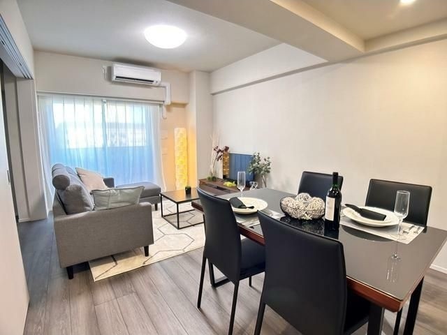 居室・リビング　家具等はイメージです