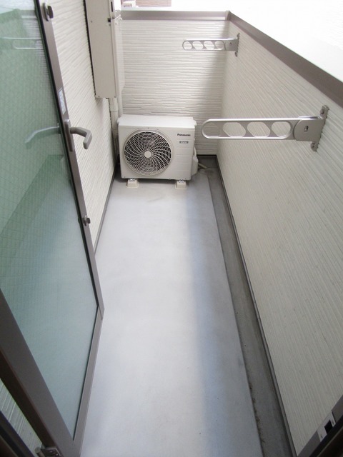 バルコニー　同一施工会社同一仕様写真