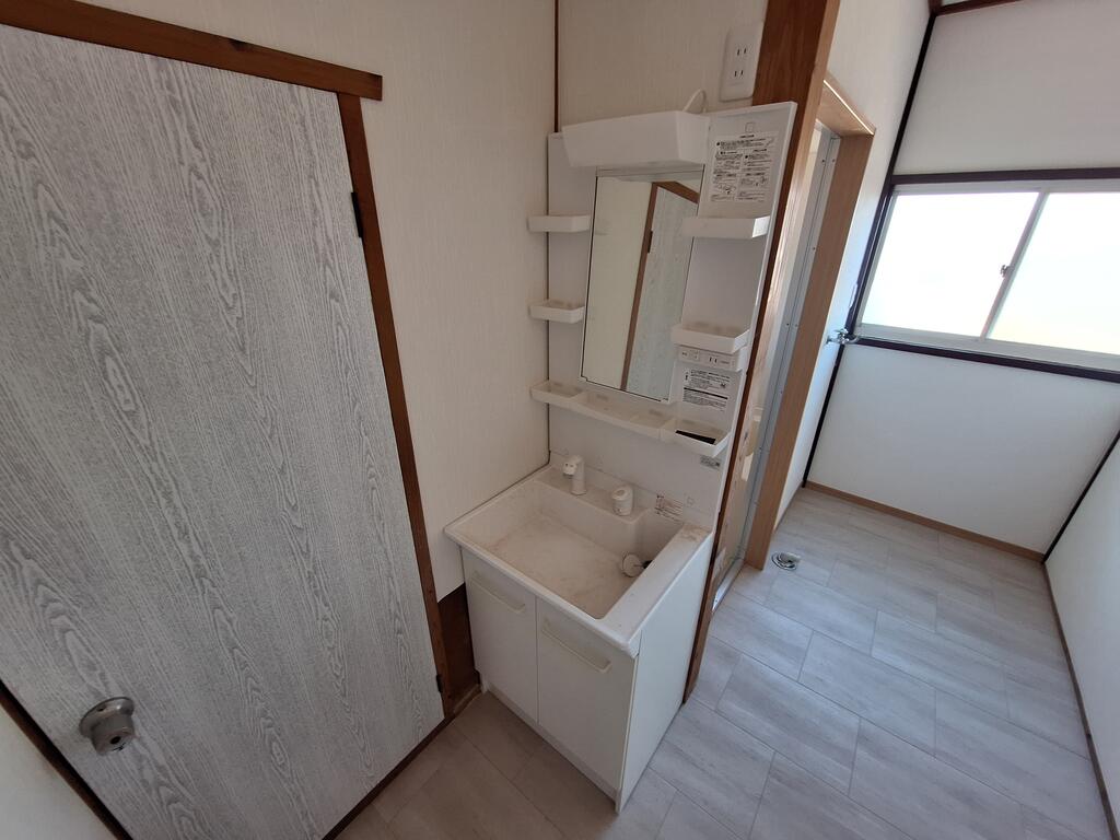 洗面設備　シャンプードレッサー