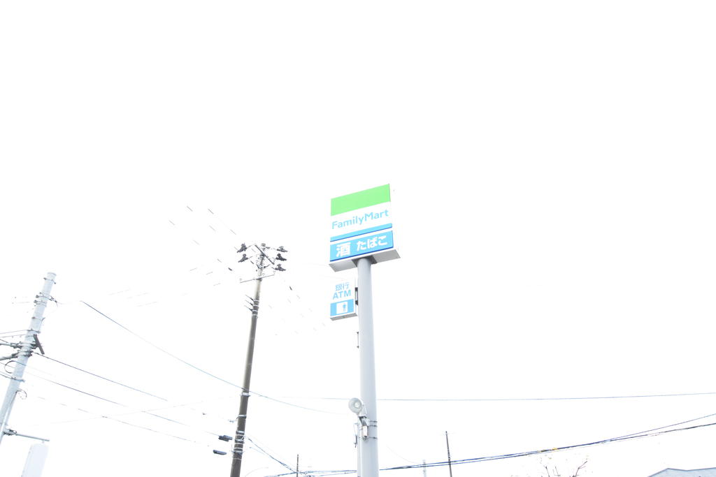 コンビニ　ファミリーマート仙台岩切店（コンビニ）まで478m