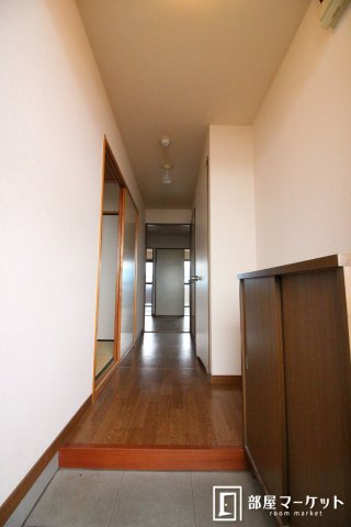 玄関　同型タイプ