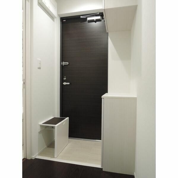 玄関　※別部屋写真参照