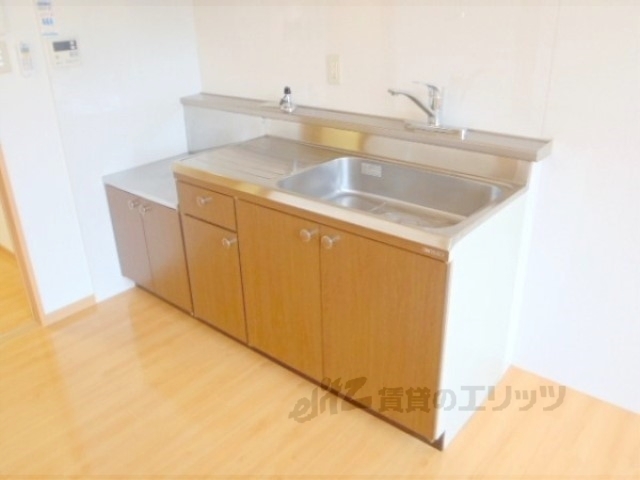 キッチン　広いキッチンです。