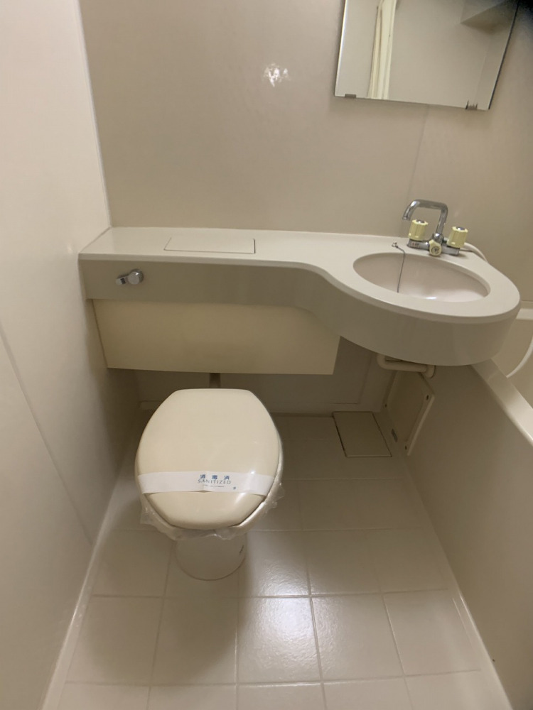 トイレ　浴室内にトイレがあります♪