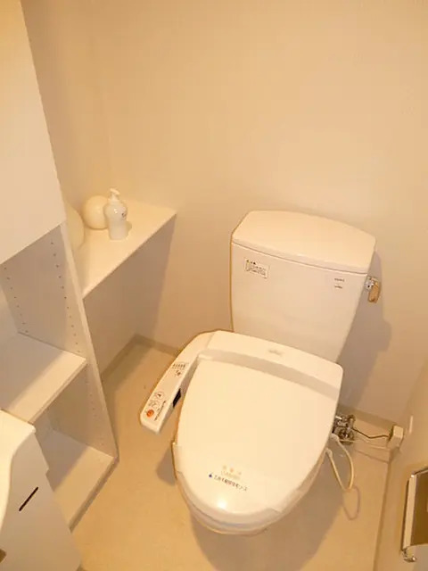 トイレ　※同タイプ参考写真