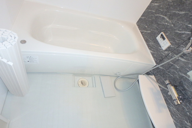 バス・シャワールーム　浴室