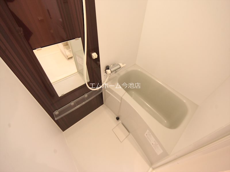 バス・シャワールーム　バスルーム　浴室暖房乾燥機付き