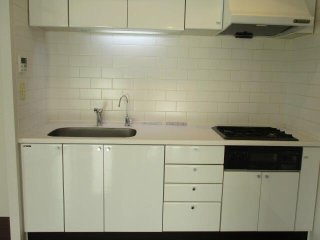 キッチン　※同タイプ別部屋