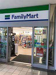 コンビニ　ファミリーマート シーバンス ア・モール店（コンビニ）まで493m