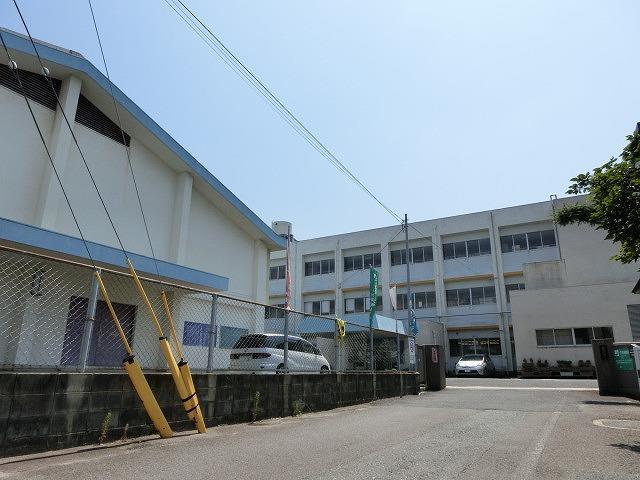 小学校　浅川小学校（小学校）まで640m
