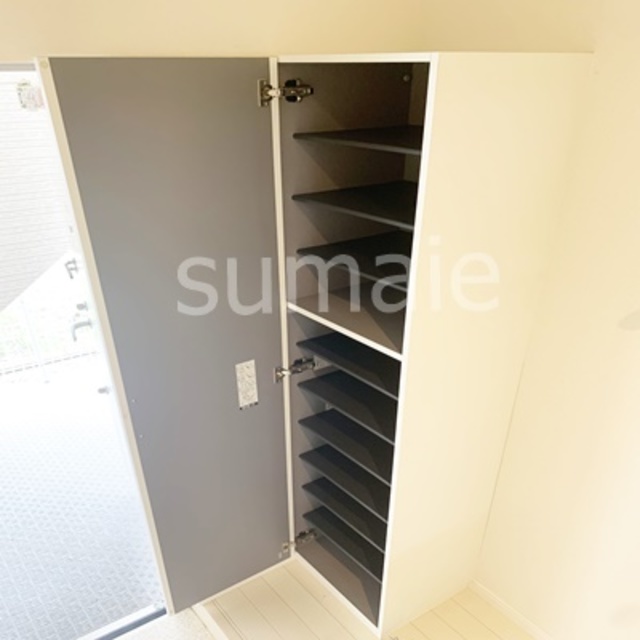 収納　シューズボックス