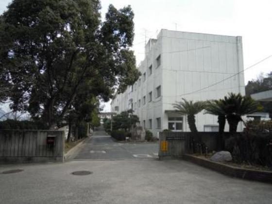 中学校　広島市立安西中学校（中学校）まで1463m