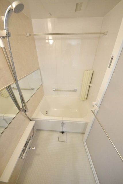 バス・シャワールーム　★お問い合わせはタウンハウジングまで★
