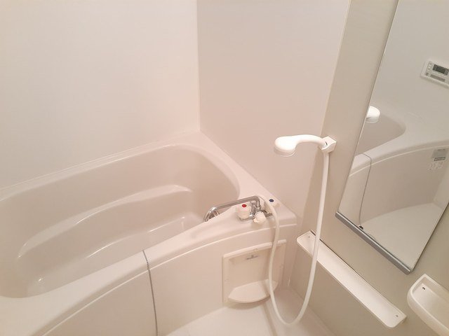 バス・シャワールーム　日々の暮らしに欠かせないお風呂です