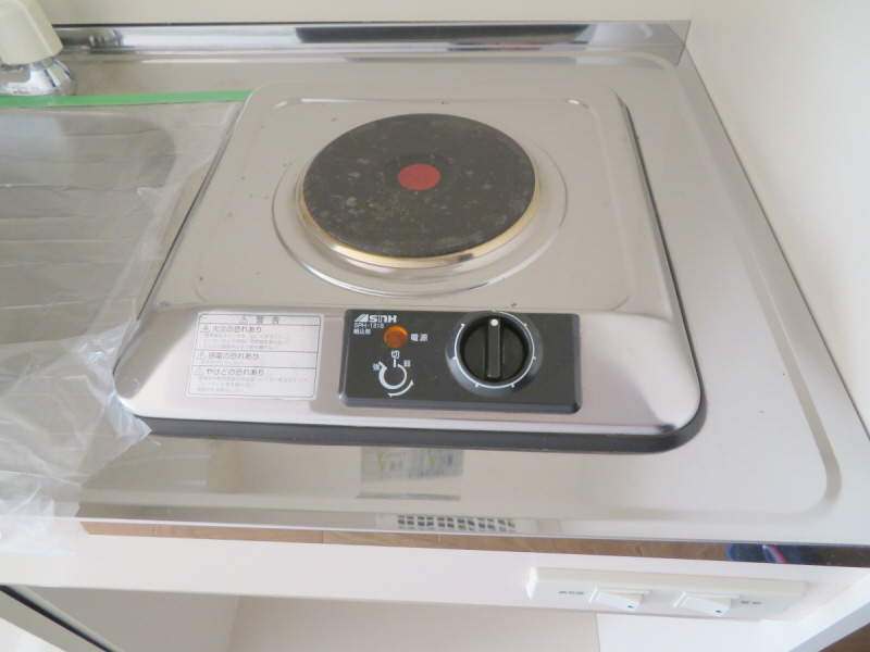 キッチン　電気コンロ