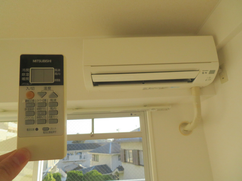 その他設備　エアコン付　MITSUBISHI 2013年製