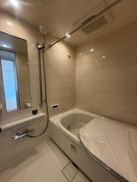 バス・シャワールーム　バスルーム（浴室乾燥機有）