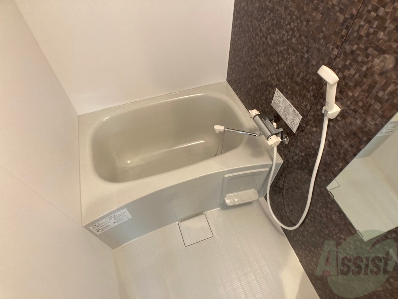 バス・シャワールーム　お風呂です。ゆっくりお風呂につかるのも体に良いですね～