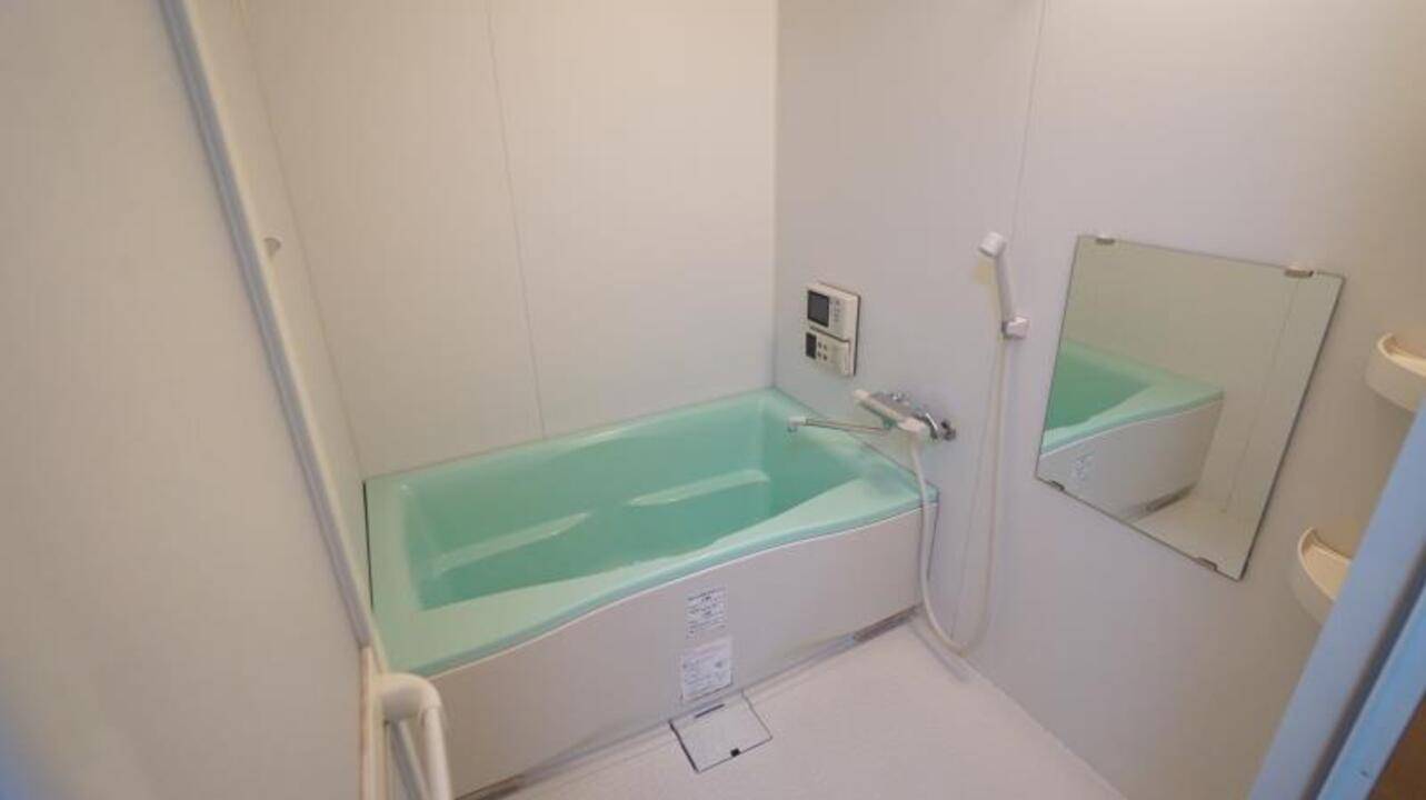 バス・シャワールーム　浴室