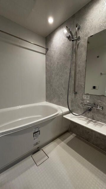 バス・シャワールーム　日々の暮らしに欠かせないお風呂です