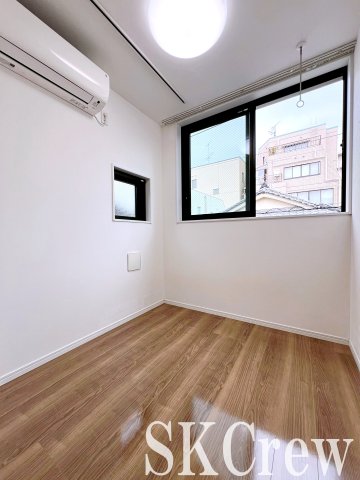 居室・リビング　別号室の写真です