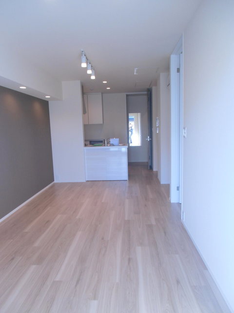 居室・リビング　★明るいフローリングのお部屋です★