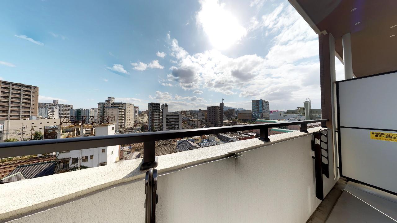 バルコニー　バルコニー