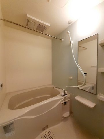 バス・シャワールーム　日々の疲れを癒すお風呂付です