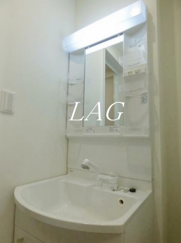 洗面設備　洗面台です。