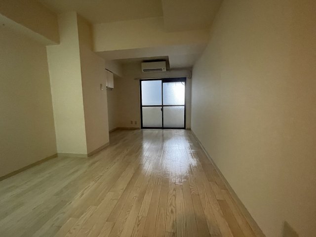 居室・リビング　ゆったり過ごせる居間です