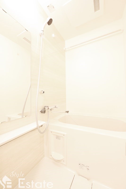 バス・シャワールーム　バスルーム