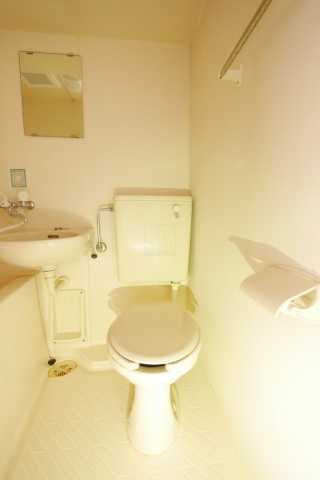 トイレ　アートイン巣鴨のトイレ