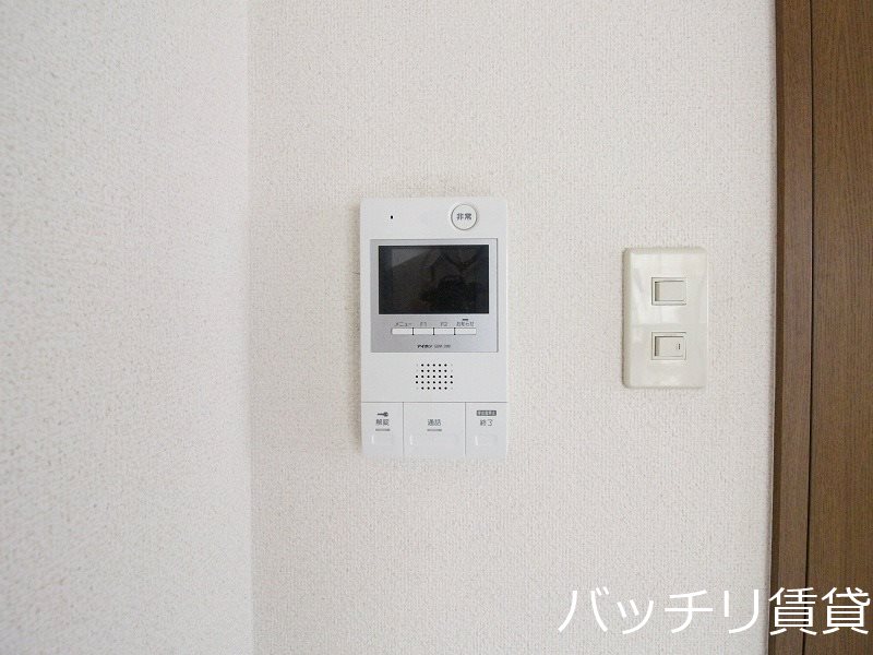セキュリティ　画像は別号室の為、現状優先になります。