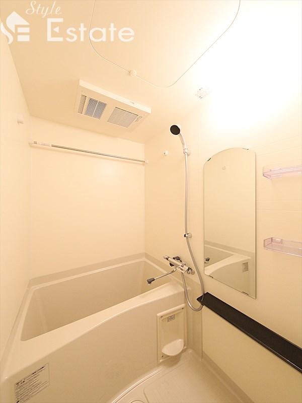 バス・シャワールーム　浴室乾燥機