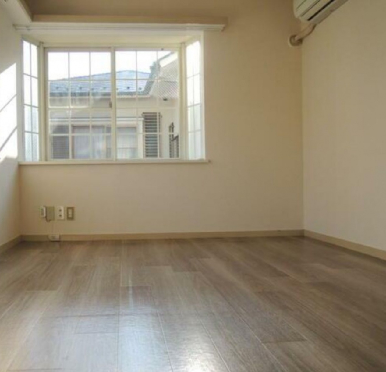 居室・リビング　フローリングでお掃除ラクラク♪（同一仕様写真）