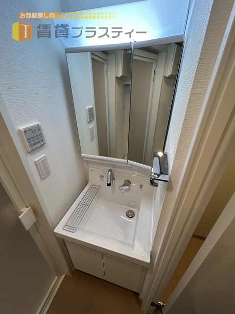 洗面設備　独立洗面台はマストですね？