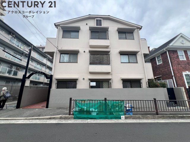 建物外観　最寄り駅まで４分の駅近物件♪