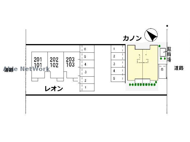 駐車場　駐車場