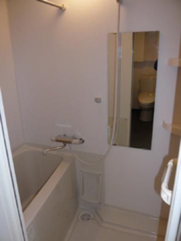 バス・シャワールーム　浴室乾燥機付き